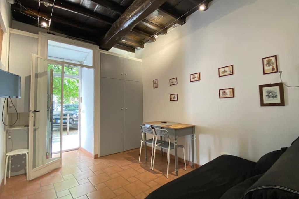 Vicolo Del Bologna Apartment, Rome